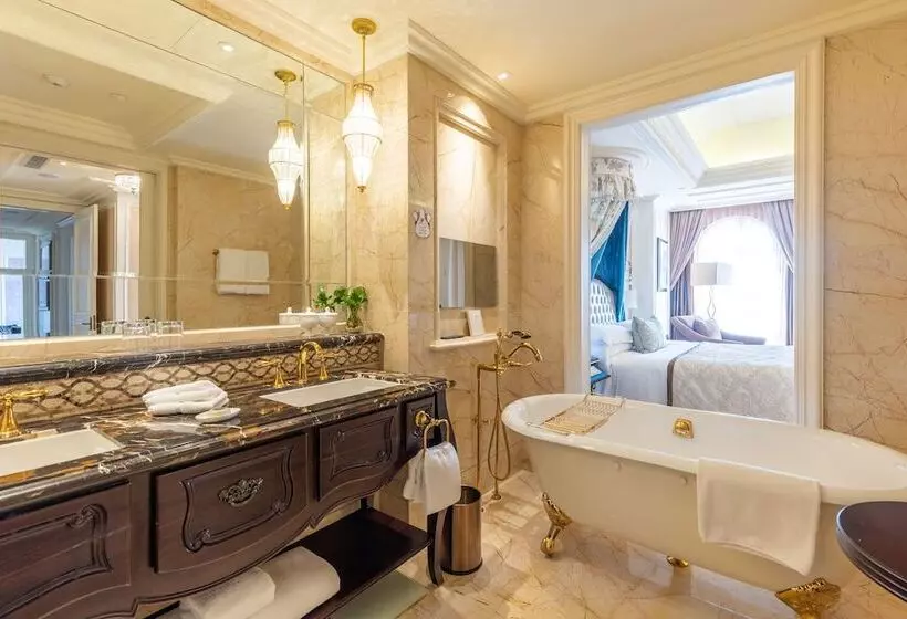 The Castle Hotel, A Luxury Collection Hotel, Dalian