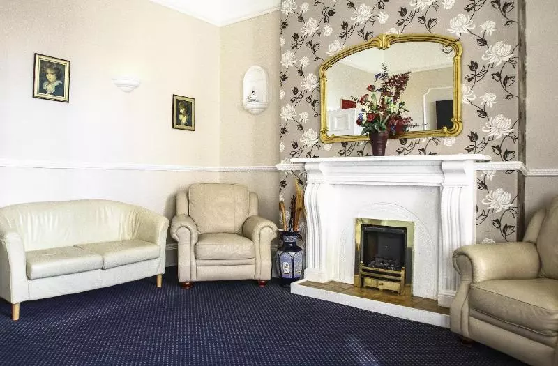 The Jubilee Hotel East With Spa Facilities