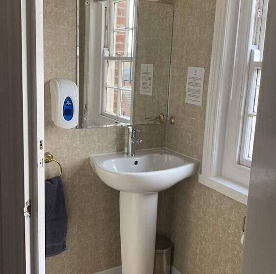 The Jubilee Hotel East  With Spa Facilities