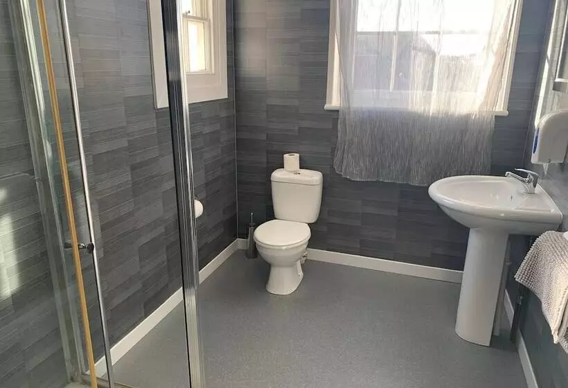 The Jubilee Hotel East With Spa Facilities