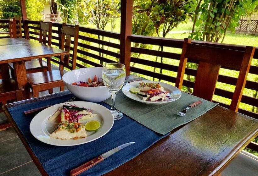 پانسیون Pousada O Canto Do Francês