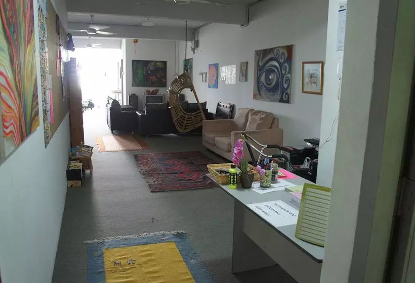 Pensió L'Armada Guesthouse