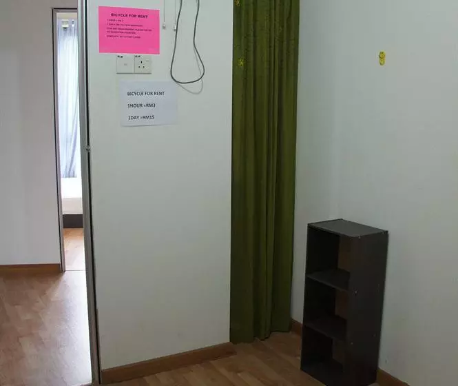 Pensió L'Armada Guesthouse