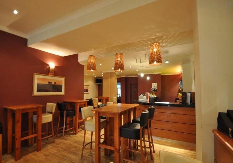 The Rhinewood Country House