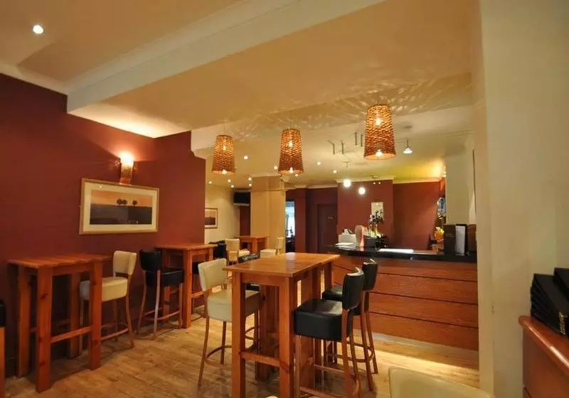 The Rhinewood Country House