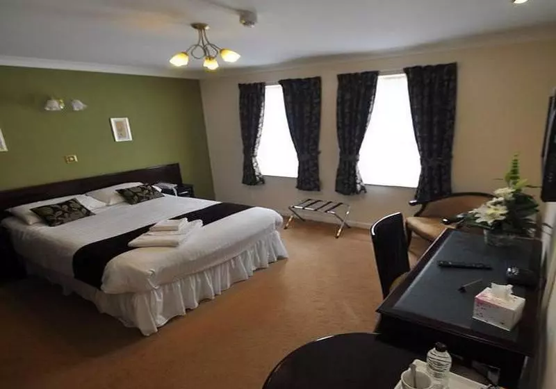 The Rhinewood Country House