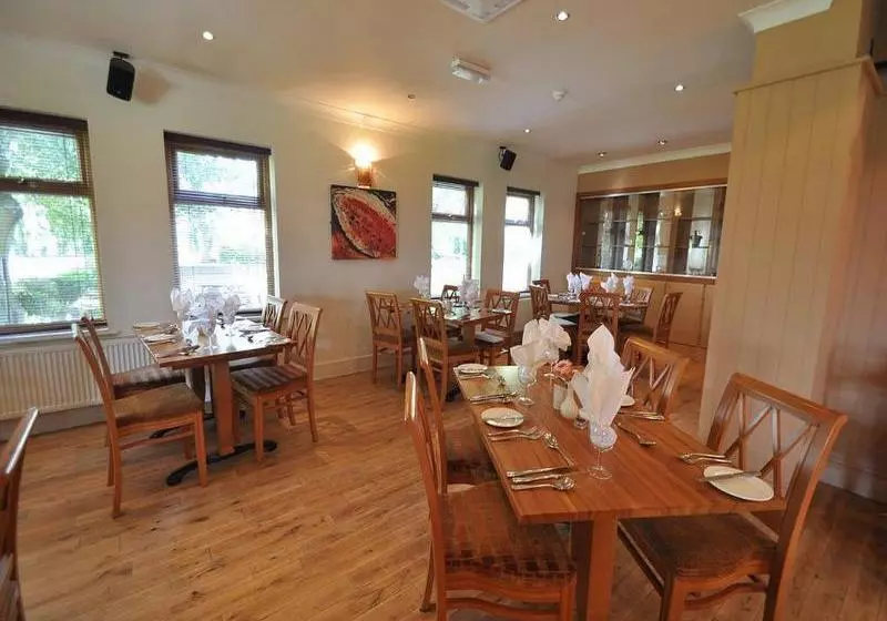 The Rhinewood Country House