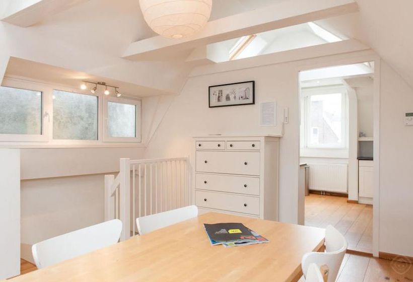 Urban Apartments Gerard Dou