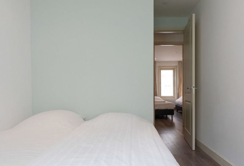 Urban Apartments Gerard Dou