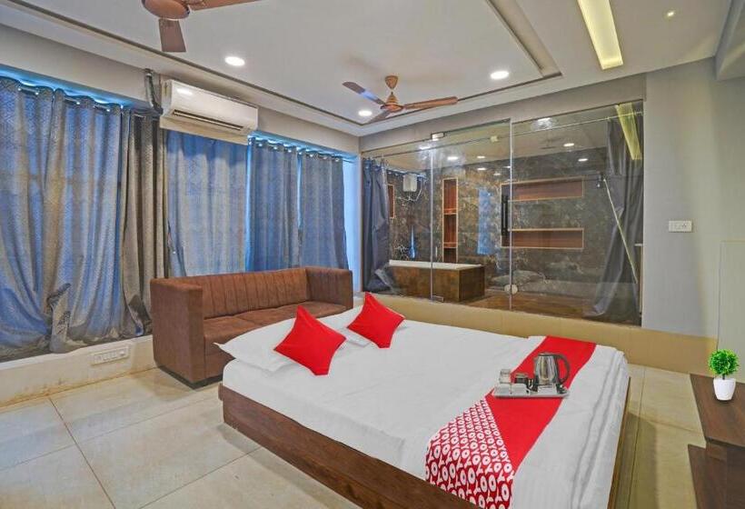 Flagship Hotel Paradise