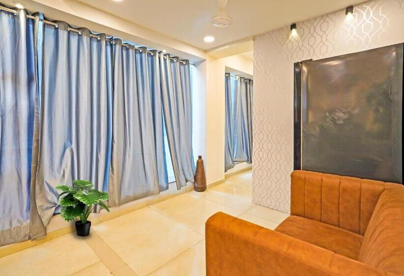 Flagship Hotel Paradise