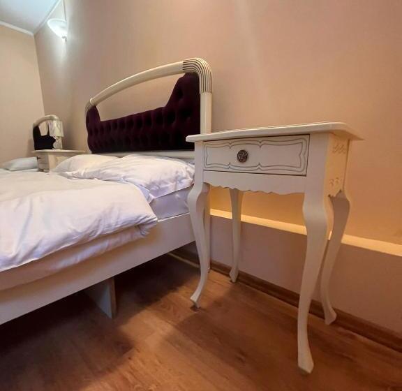 پانسیون Complex Popas Pacurari