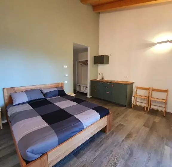 ホテル Agriturismo Budin