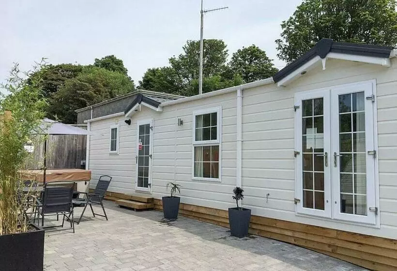 Lomakeskus Stream Valley Holiday Park