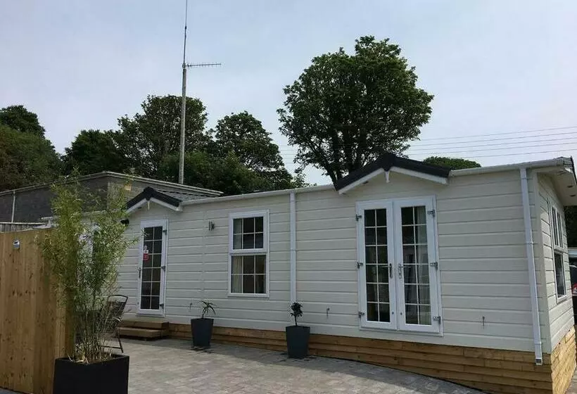 Lomakeskus Stream Valley Holiday Park