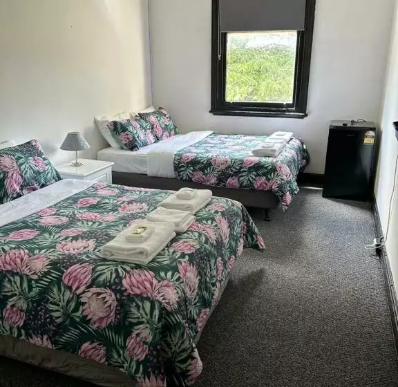 Imperial Hotel Motel Portland 2847