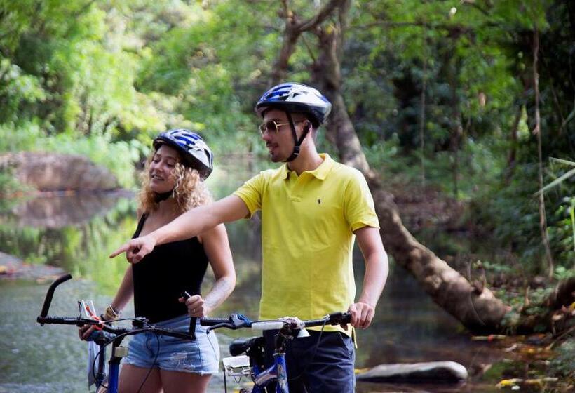 ホテル Raddegoda Walawwa Kurunegala