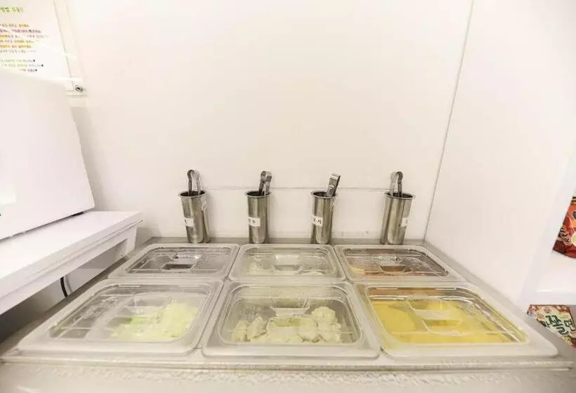 Motelli Yeosu Yam Hakdong