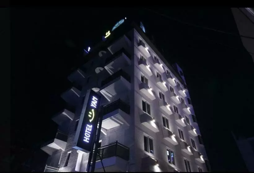 Motelli Yeosu Yam Hakdong