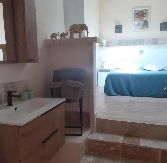 مبيت وإفطار Alma Bella