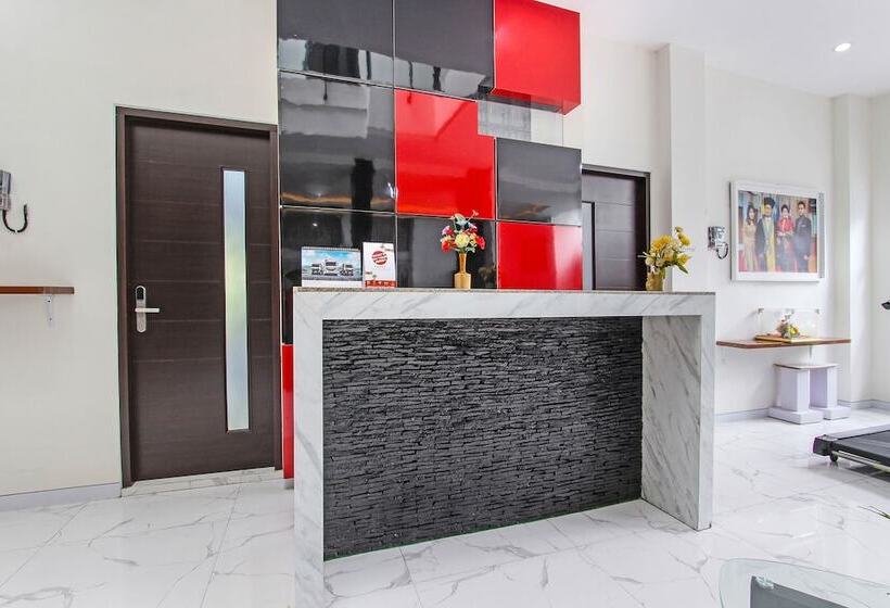 Hotel Capital O 91665 D Prof Exclusive Guesthouse