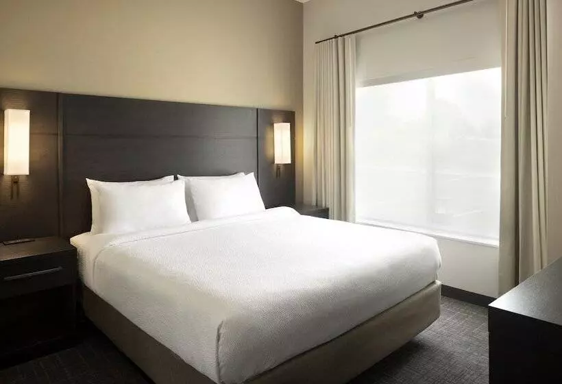 Hotelli Residence Inn By Marriott Fresno Clovis