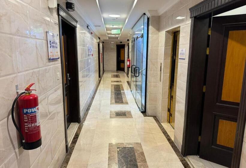 Primotel Suites As Salamah