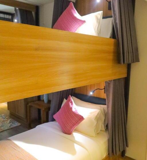 Hotel Unwnd Boutique  Caticlan