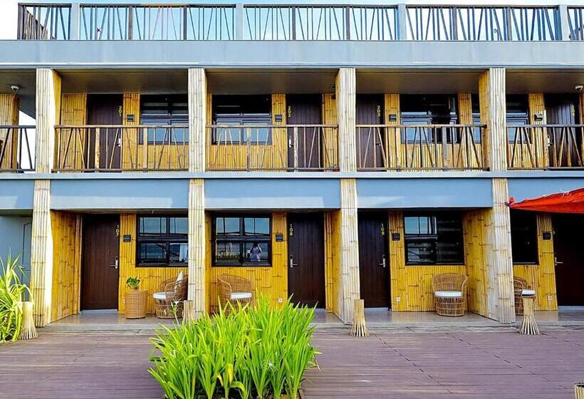 Hotel Unwnd Boutique  Caticlan