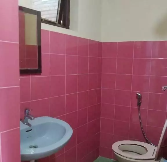 تختخواب و صبحانه Diya S Guest House   Family Environment