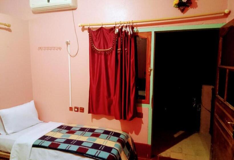 فندق Auberge Camping Garde Of Eden Le Lac