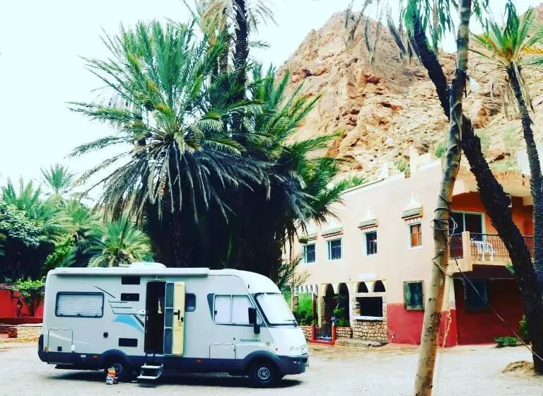 ホテル Auberge Camping Garde Of Eden Le Lac