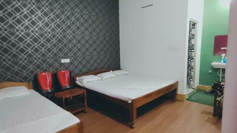 Hotel Prakritir Prangone