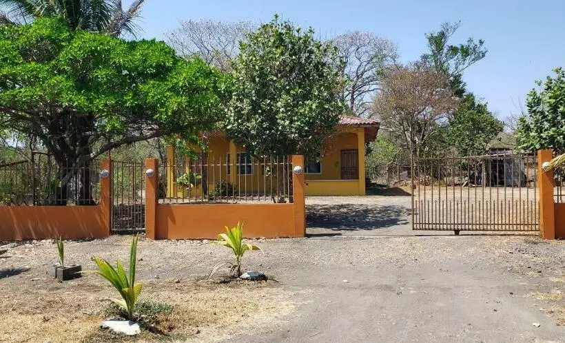 ペンション Cabañas Playa Guanico