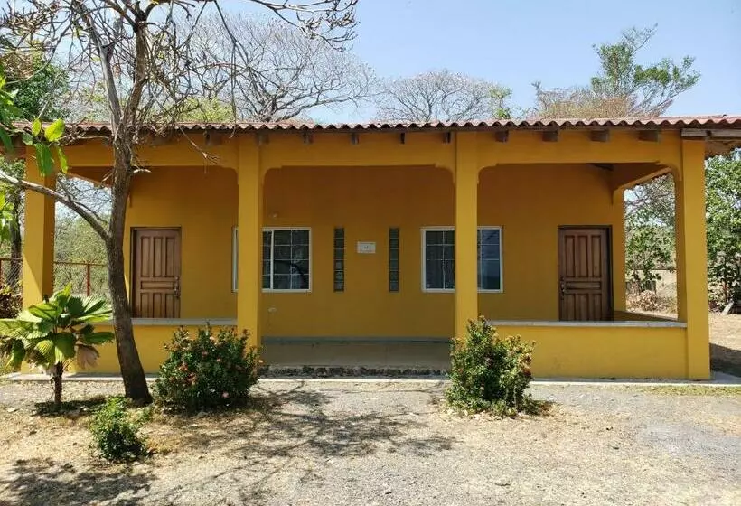 ペンション Cabañas Playa Guanico