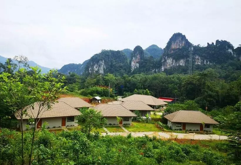 Majatalo The Liveliwoods