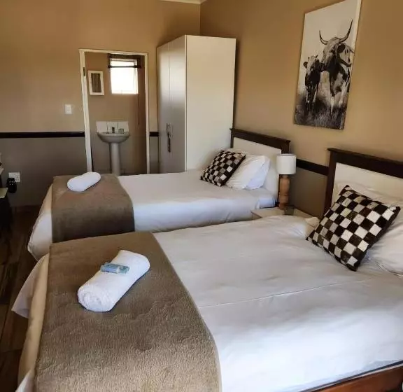 Majatalo Weaver S Nest Country Inn