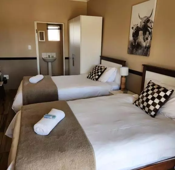 Majatalo Weaver S Nest Country Inn