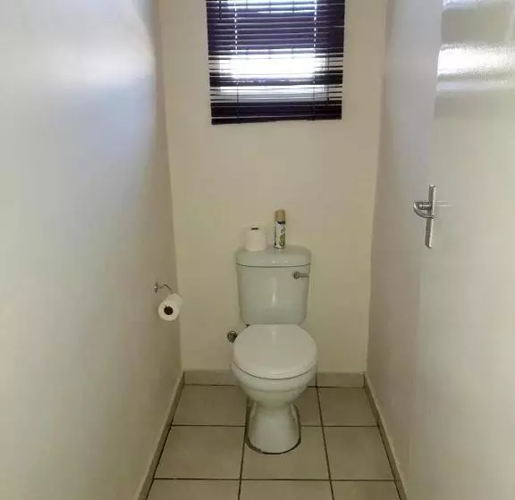 Majatalo Weaver S Nest Country Inn