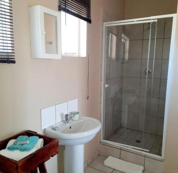 Пансион Weaver S Nest Country Inn