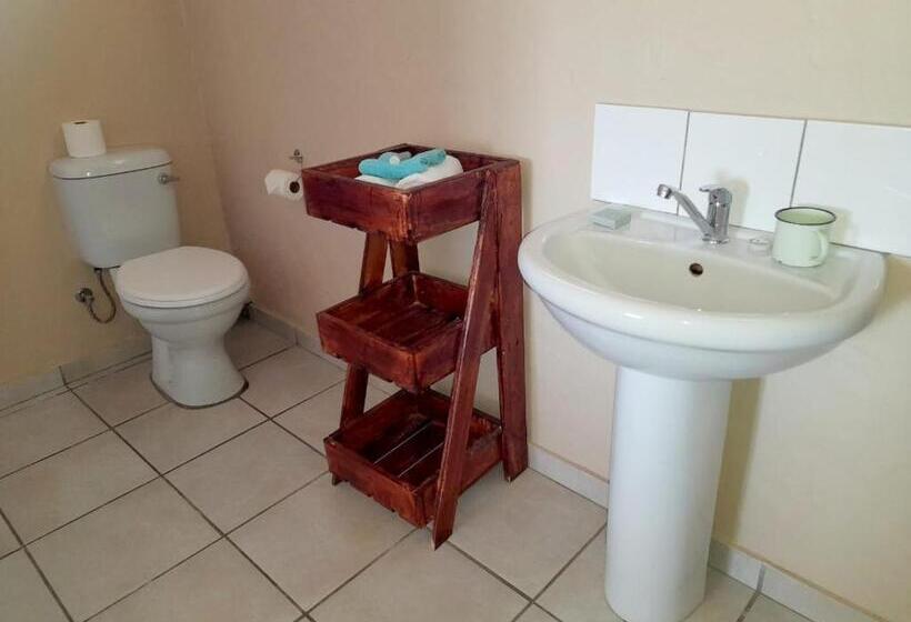 Пансион Weaver S Nest Country Inn