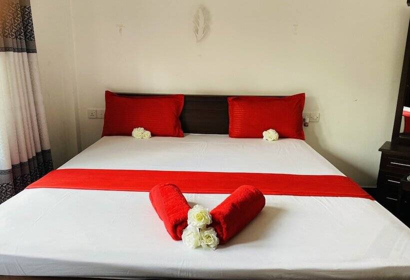 The Kingslayer Resort