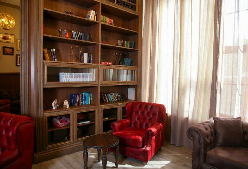 Vogue Hotel Resort And Spa   Nabran