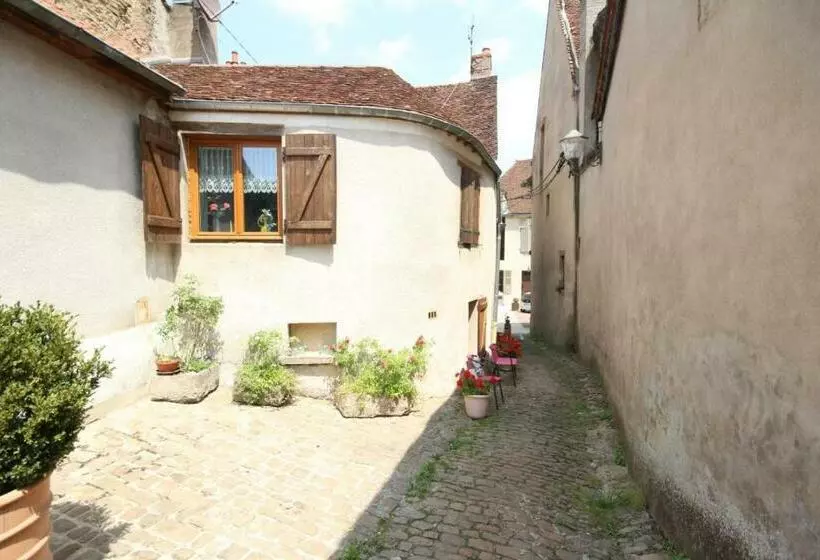 Bed and Breakfast Au Coeur Du Chat Perché