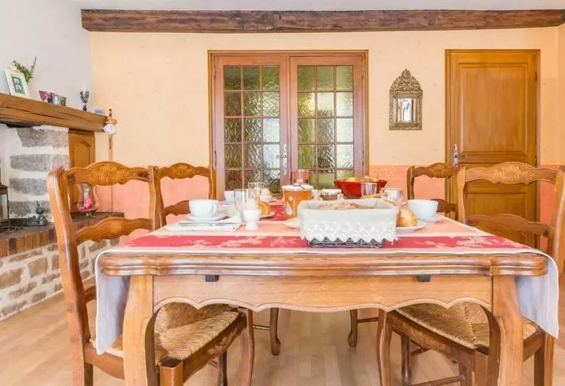 Bed and Breakfast Au Coeur Du Chat Perché