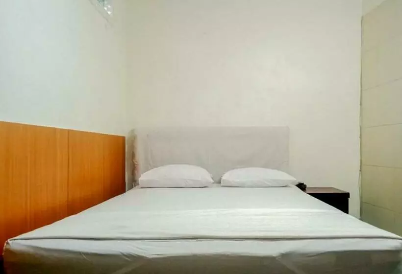 Hotelli Homestay Akik Hijau Near Panakkukang