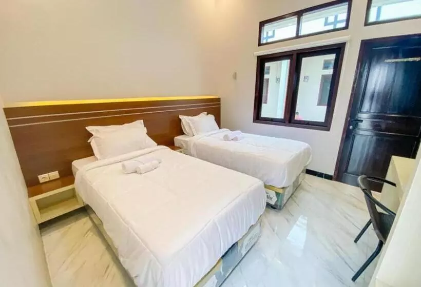 ホテル Reddoorz Plus At Orange Diponogoro Palangkaraya