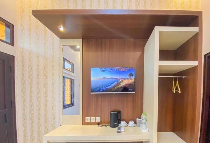 בית מלון כפרי Reddoorz Plus At Orange Diponogoro Palangkaraya