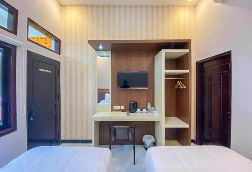 ホテル Reddoorz Plus At Orange Diponogoro Palangkaraya