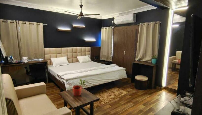 בית מלון כפרי Sai Palace